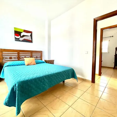 Amplia Villa Con Wifi Y Piscina Privada, Puerto Calero