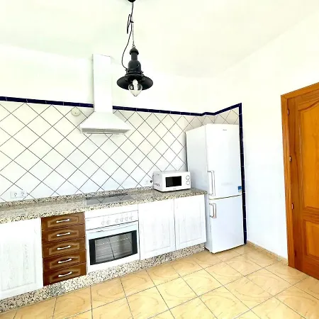 Amplia Villa Con Wifi Y Piscina Privada, Puerto Calero Villa