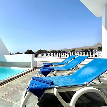 Amplia Villa con Wifi y piscina privada, Puerto Calero Puerto Calero