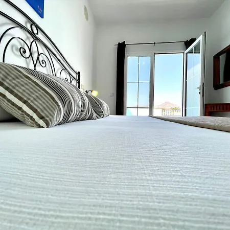 Amplia Villa Con Wifi Y Piscina Privada, Puerto Calero
